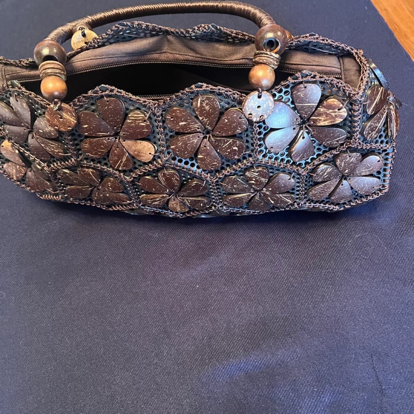 Coconut Shell Flower Handbag - photo 3