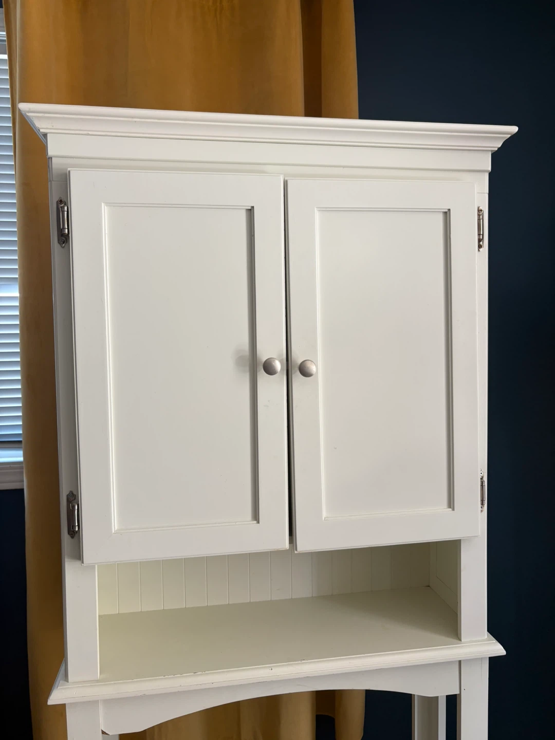 Over-the-toilet cabinet