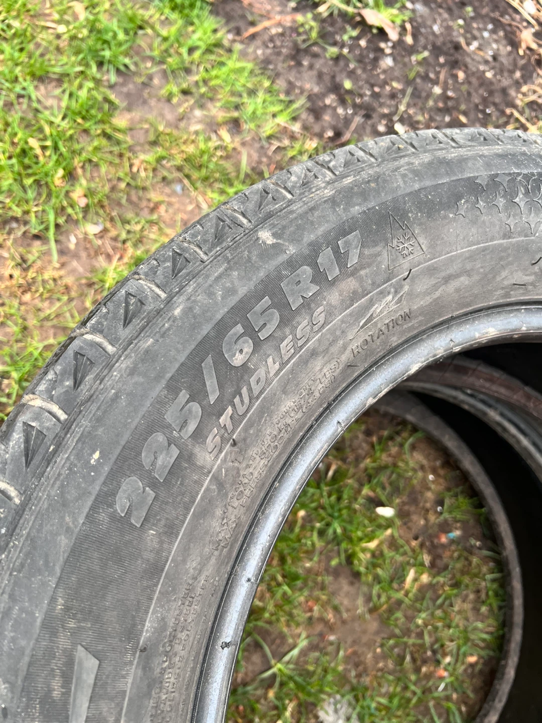 Michelin Latitude Studless Winter Tires 225/65R17 - photo 2