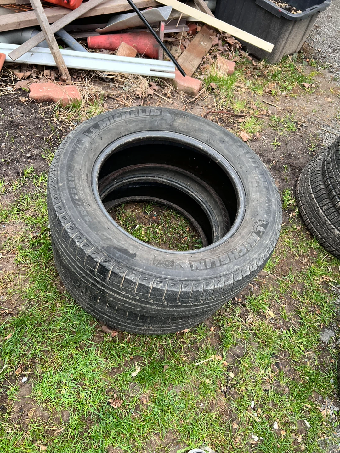 Michelin Latitude Studless Winter Tires 225/65R17 - photo 4