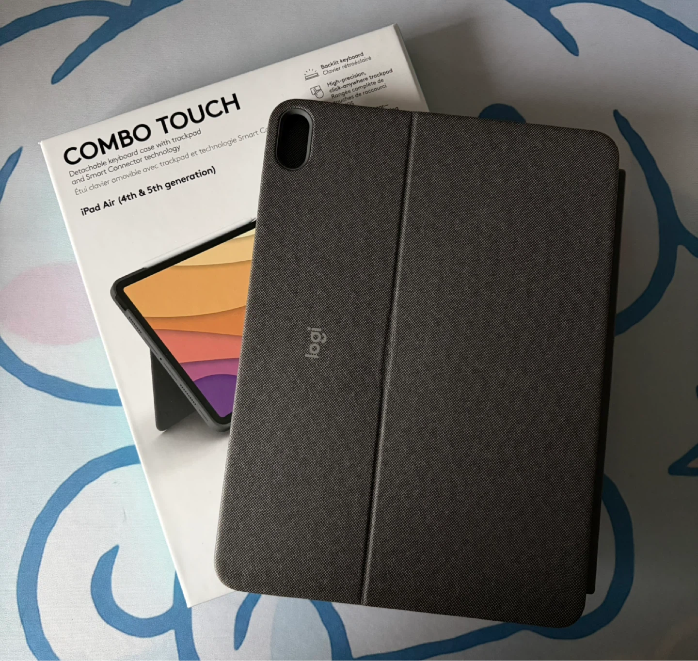 Logitech Combo Touch Keyboard Case for iPad Air (4th & 5th Gen)