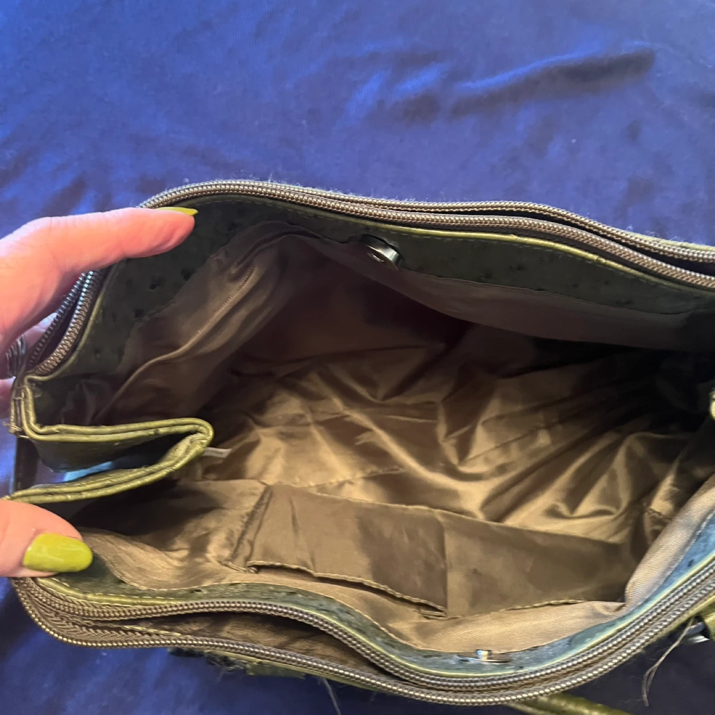 Green Ostrich Embossed Satchel Handbag - photo 5