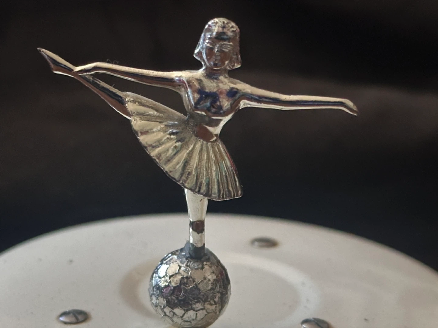 Corn Flower Cut Crystal Wind Up Musical Powder Box - photo 3