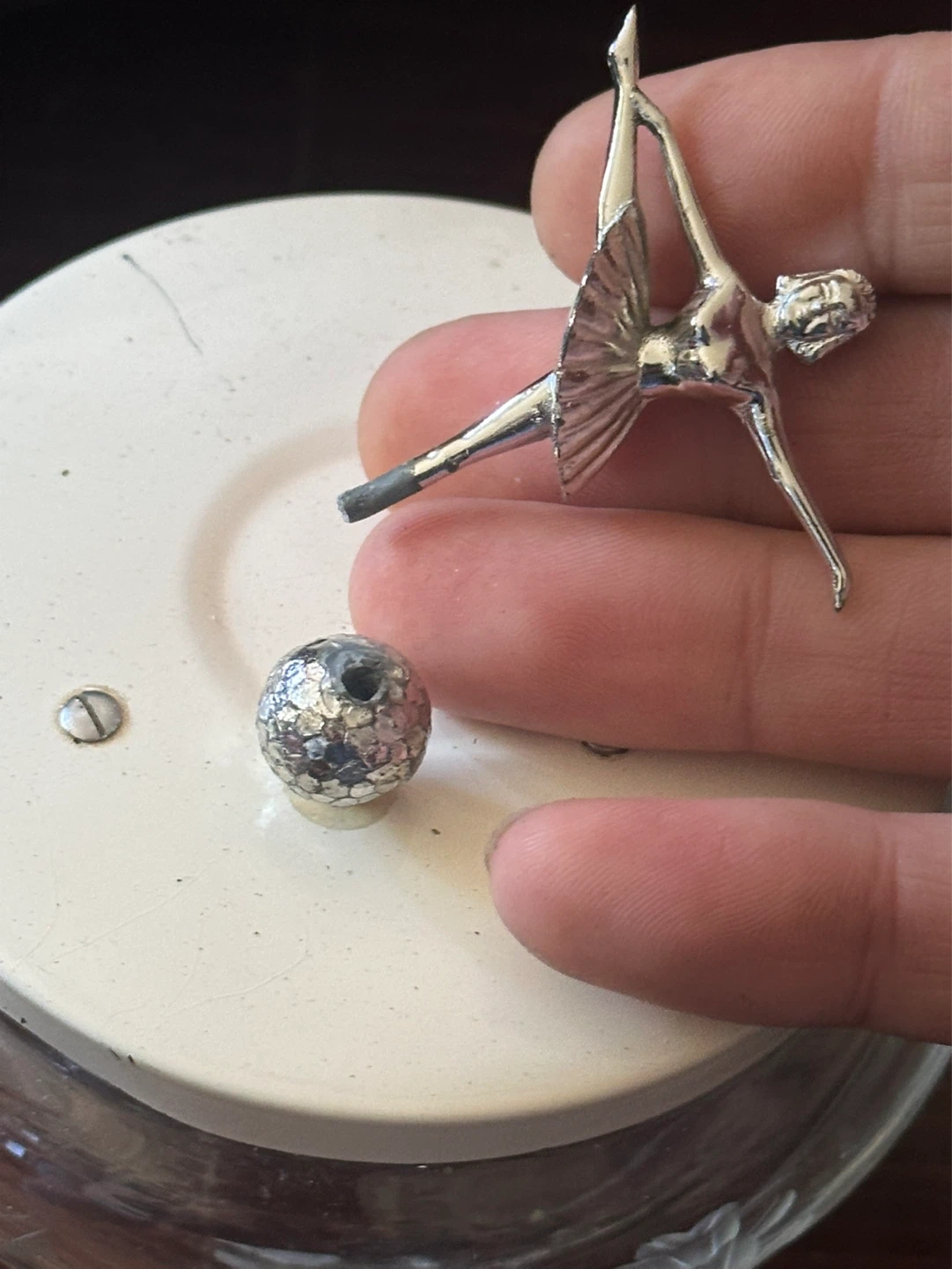 Corn Flower Cut Crystal Wind Up Musical Powder Box - photo 4