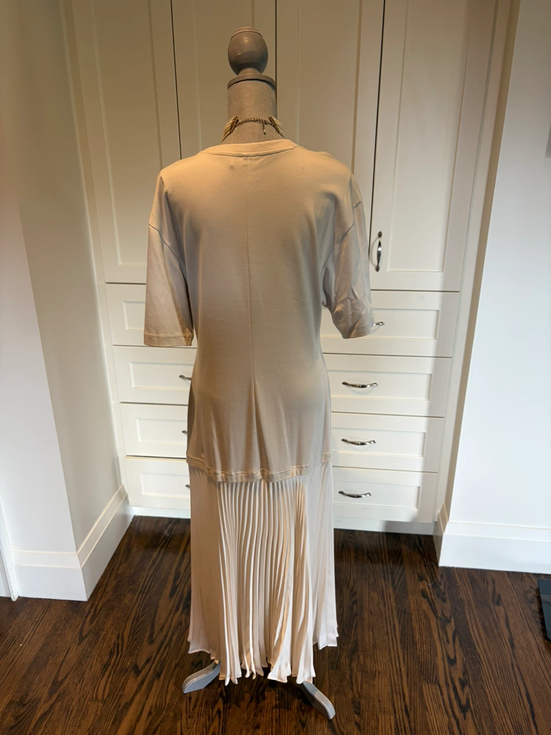Beige T-shirt Dress with Pleated Skirt - photo 2