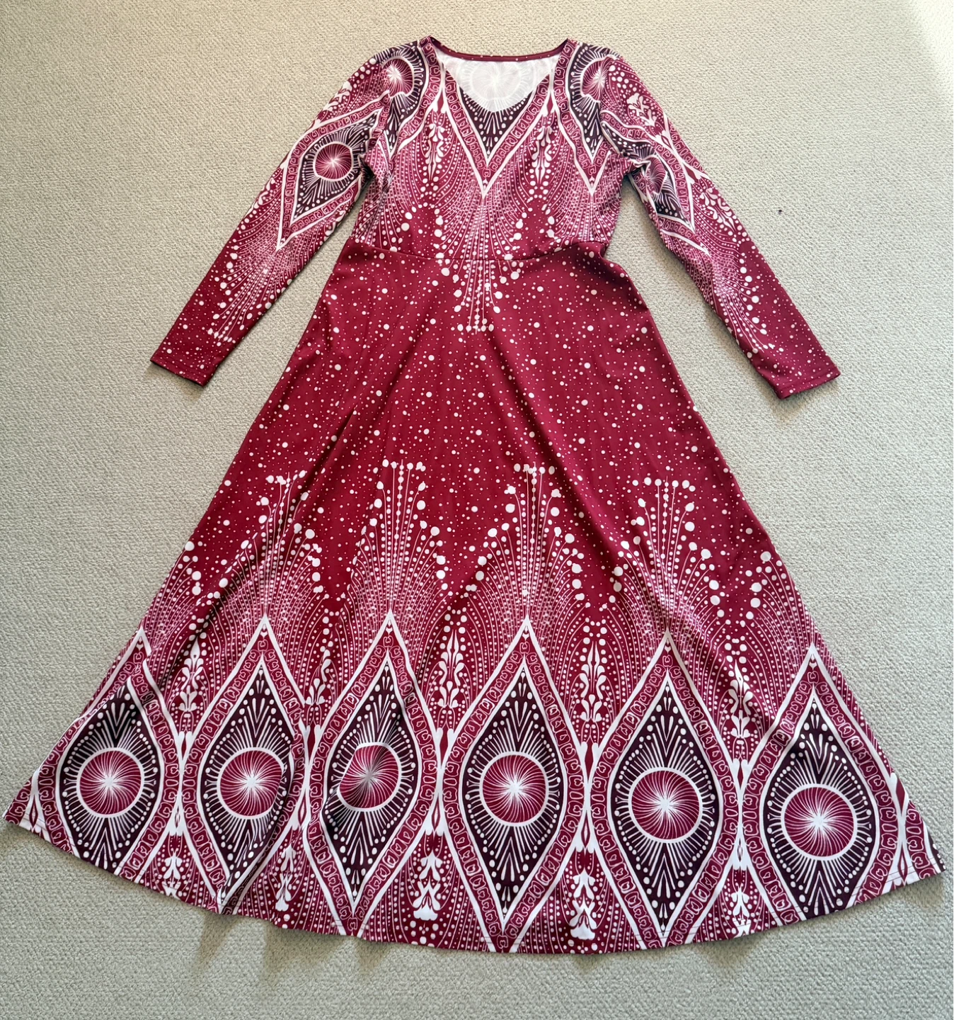 Long Sleeve Maxi Dress Red/White Pattern