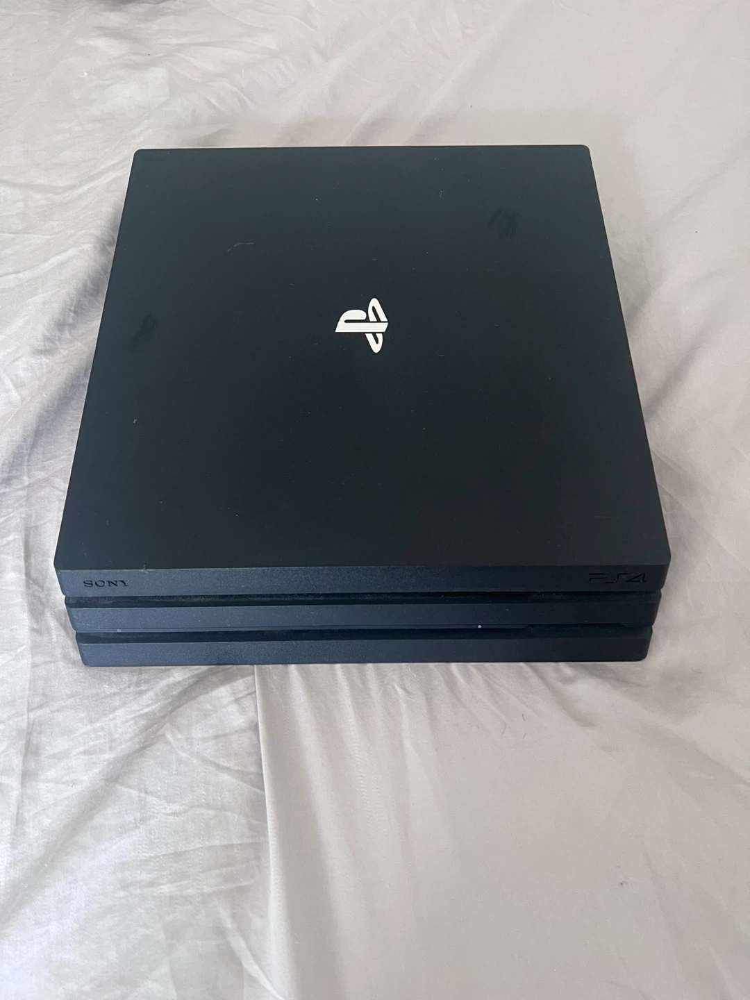 Sony PlayStation 4 Pro (PS4 Pro) 1TB