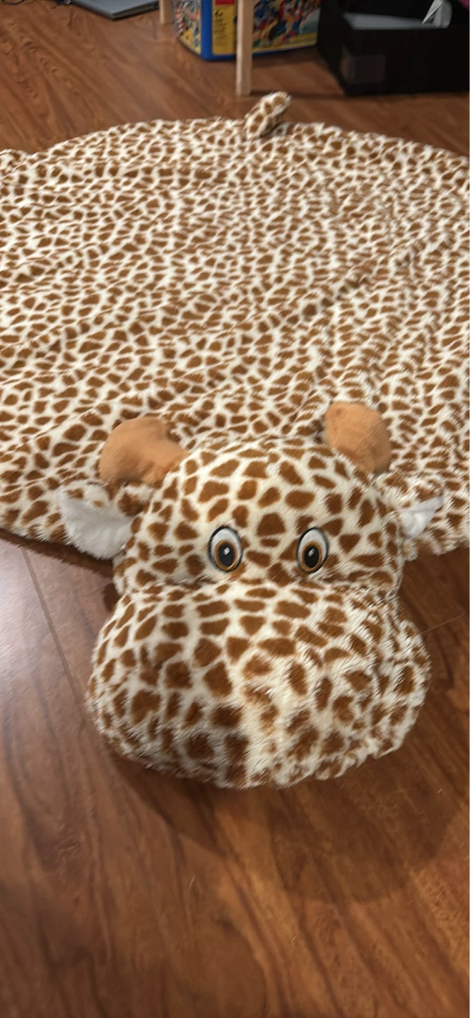 Giraffe Shaped Plush Rug - photo 3