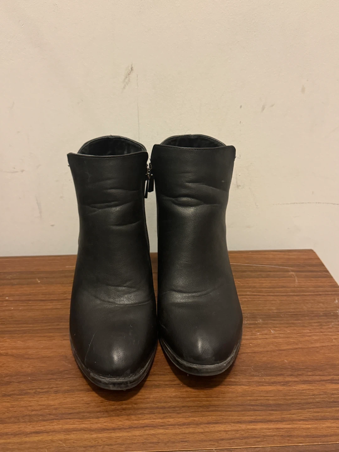 Black Ankle Boots with zippers - photo 2