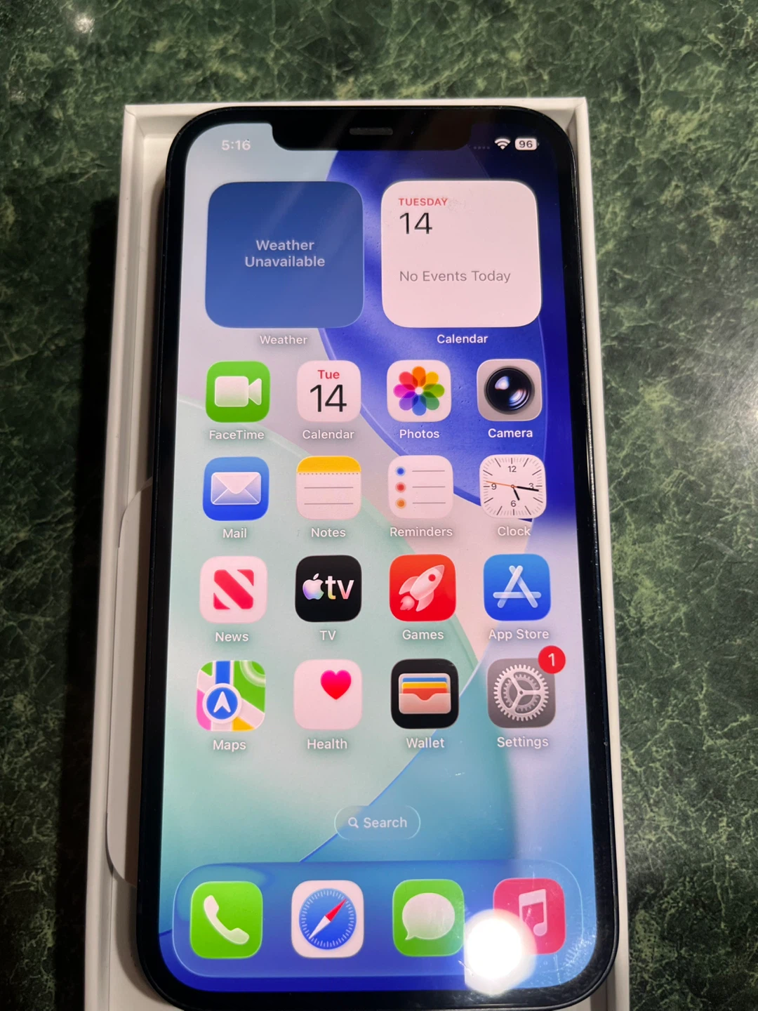 Apple iPhone 12
