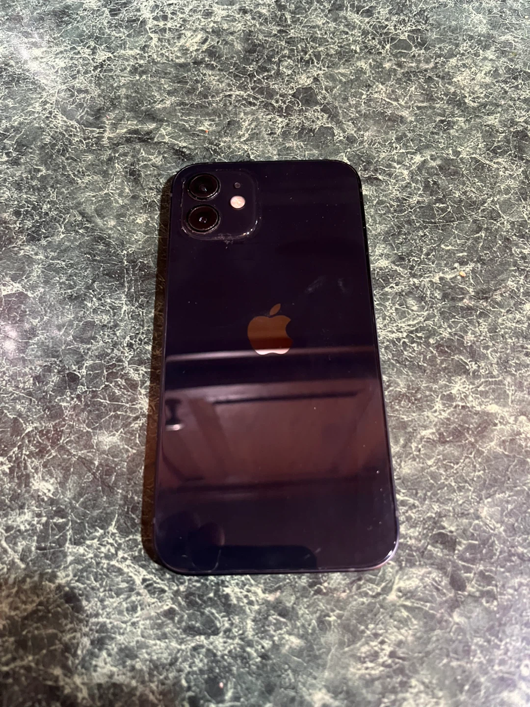 Apple iPhone 12 - photo 2