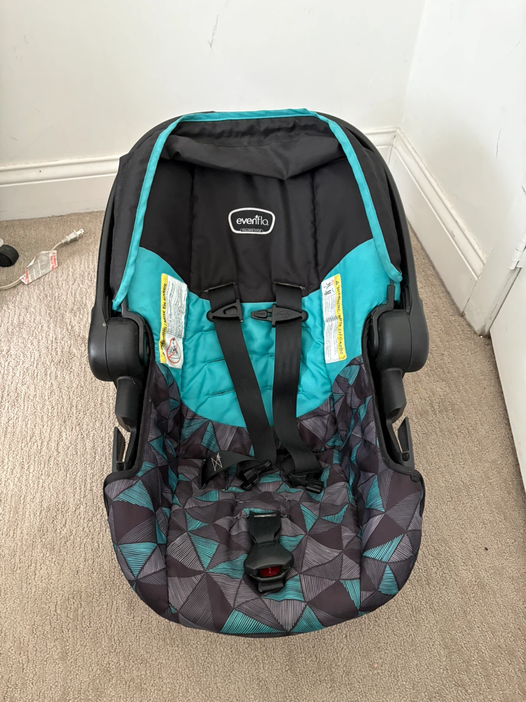 Evenflo Infant Car Seat - photo 2