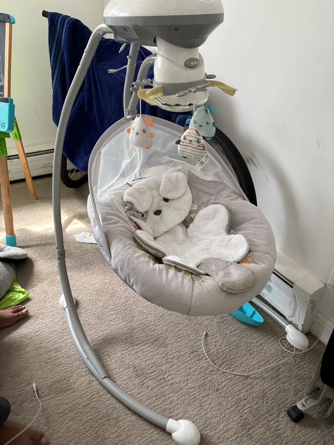 Fisher-Price Baby Swing - photo 2