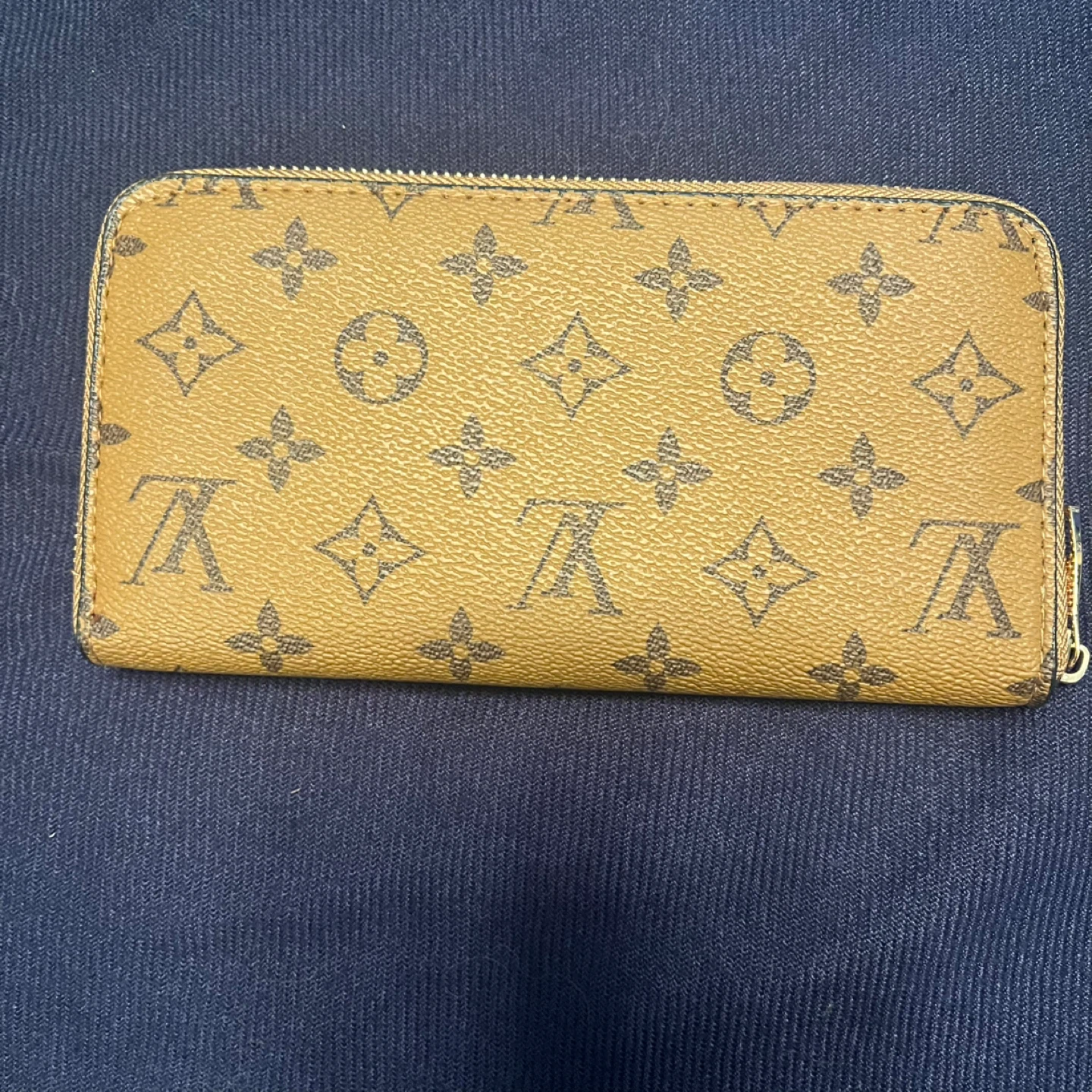 Large brown Zip Around Wallet - photo 2
