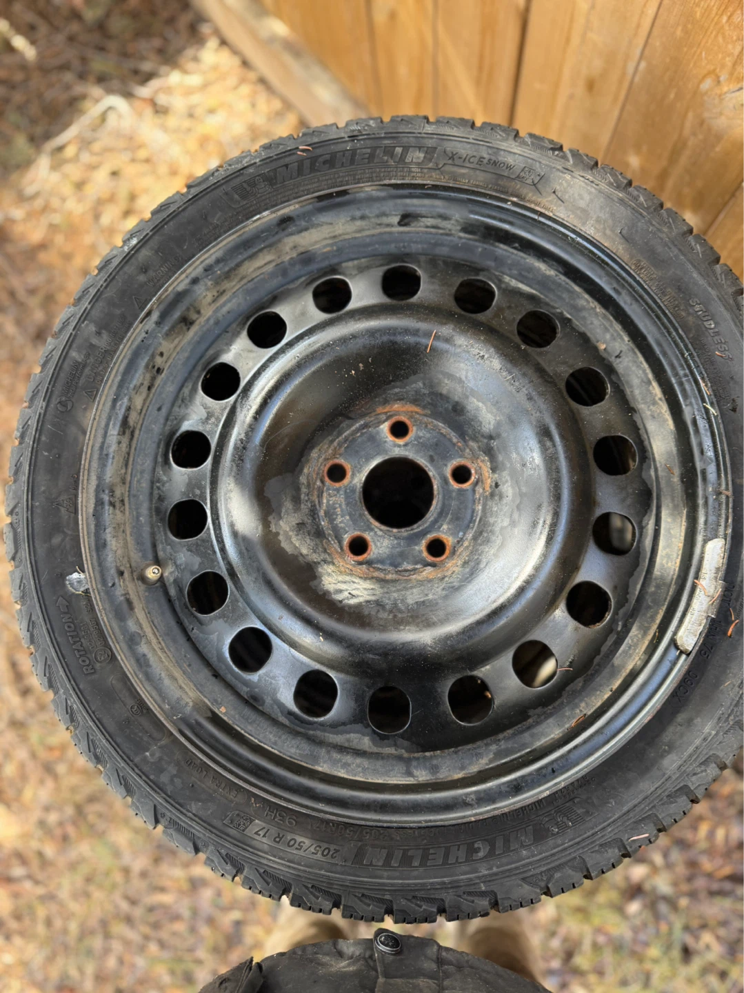 Michelin X-Ice Tires - 205/50 R 17 - photo 2