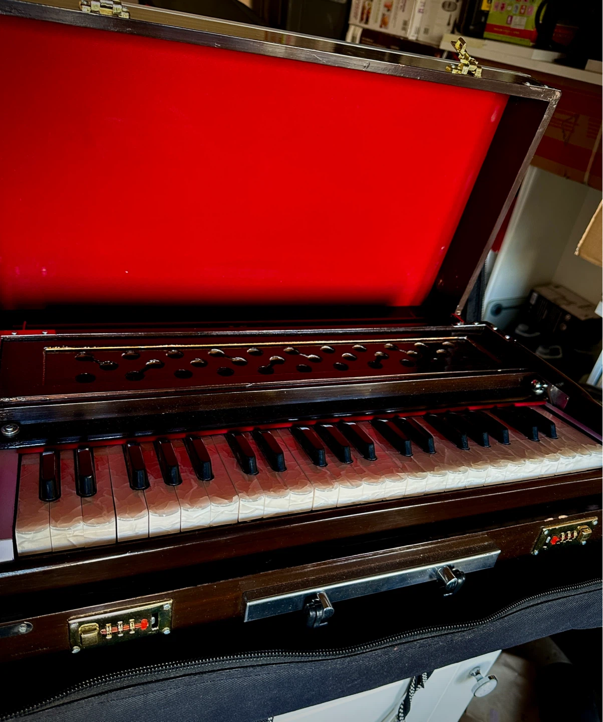 Calcutta Harmonium Musical Instrument - photo 4