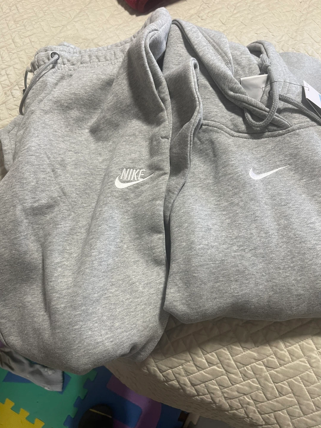 Nike Grey Sweatpants and Hoodie Set - Size M - photo 2