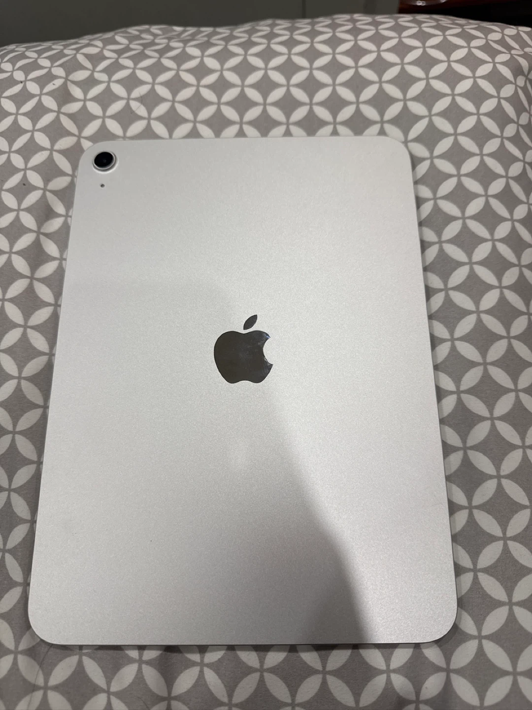 Apple iPad A16 with Logitech Keyboard Case - photo 3