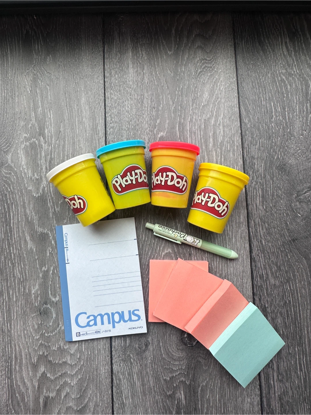 All for $5! Play-Doh 4-Pack & Stationery Set