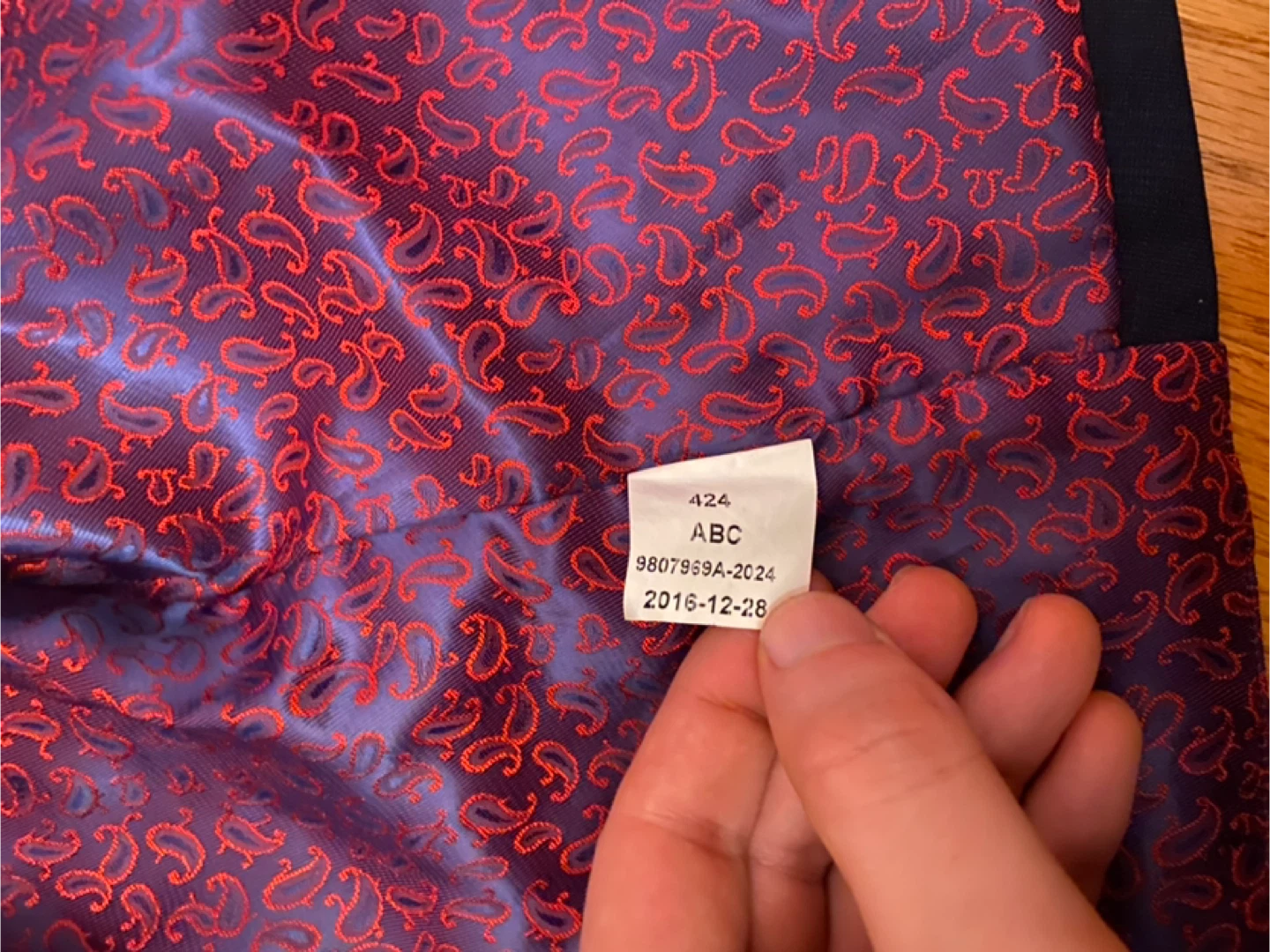 $10 for 2 Men's Double-Breasted Vest - photo 5