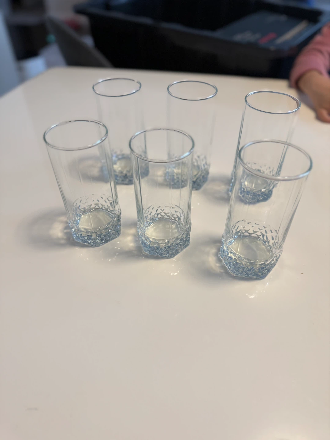 Set of 6 clear glass tumblers