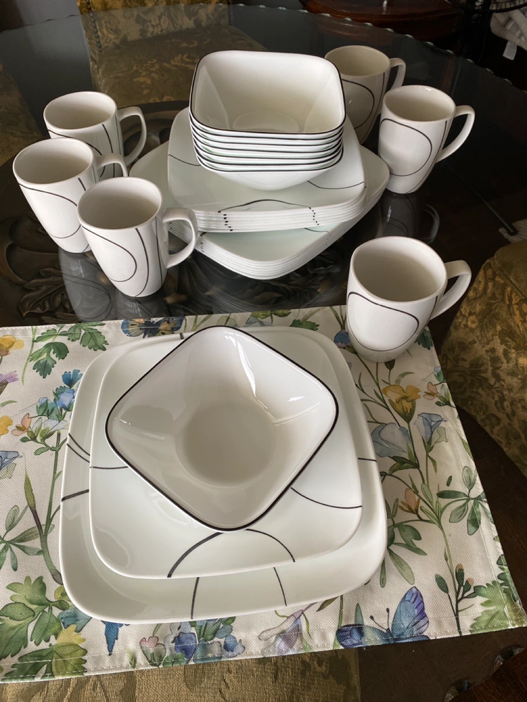 Corelle dinnerware