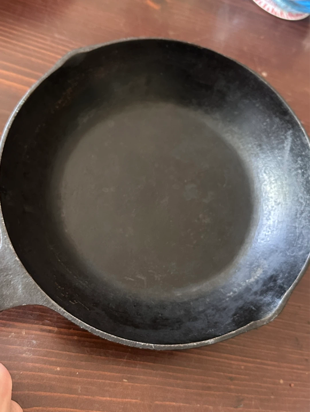 Antique Wagner 9” Cast Iron Chief Skillet with Thumbprint - photo 2