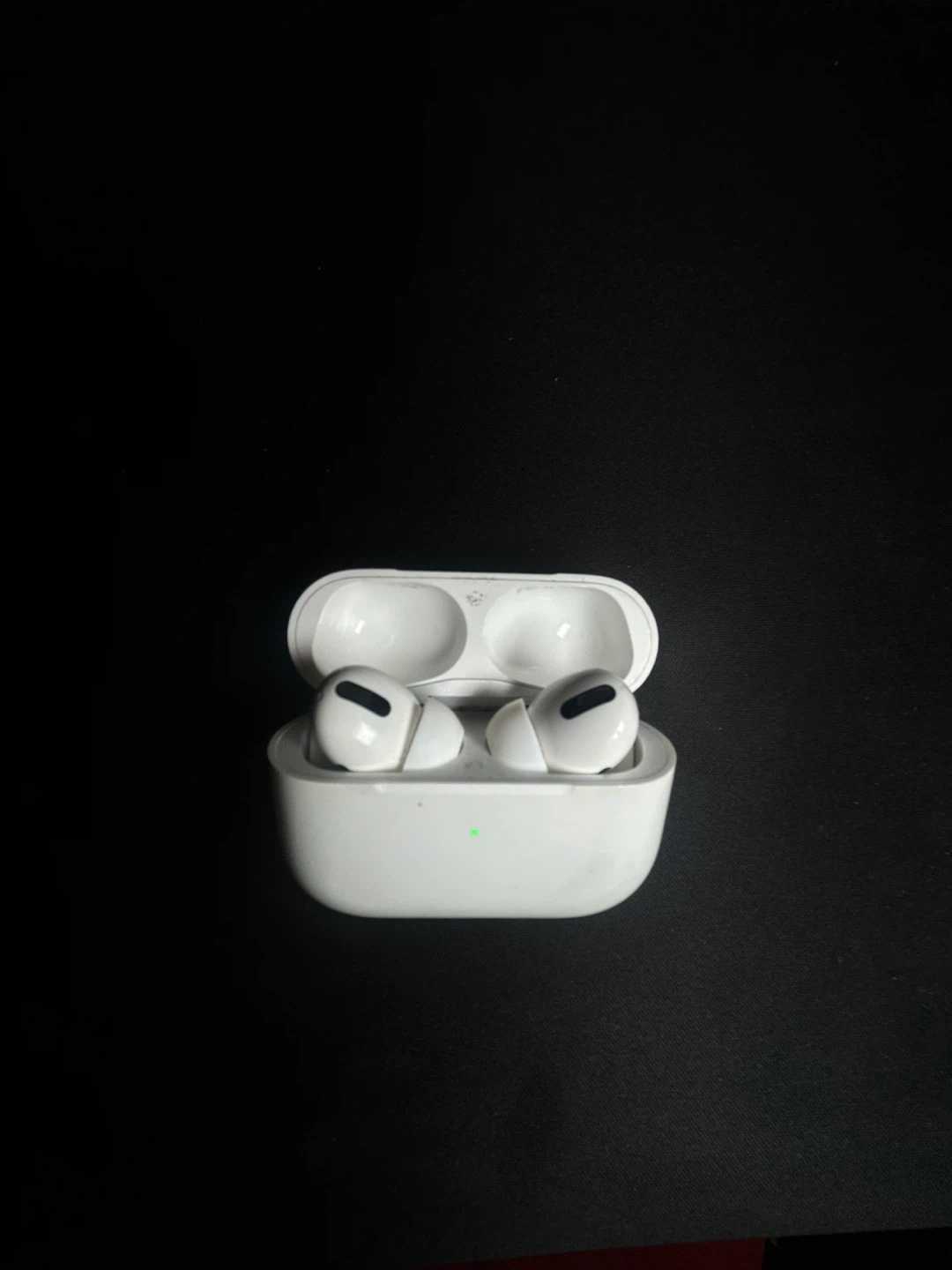 Apple AirPods Pro (2nd generation) - photo 3