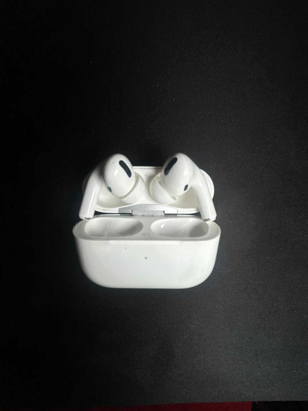 Apple AirPods Pro (2nd generation) - photo 4