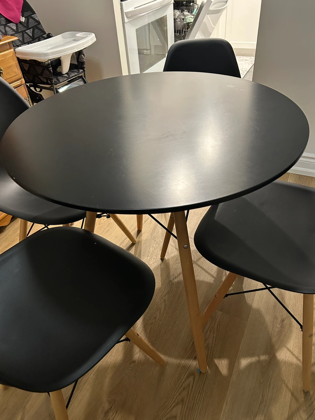 Black Round Dining Table - photo 2