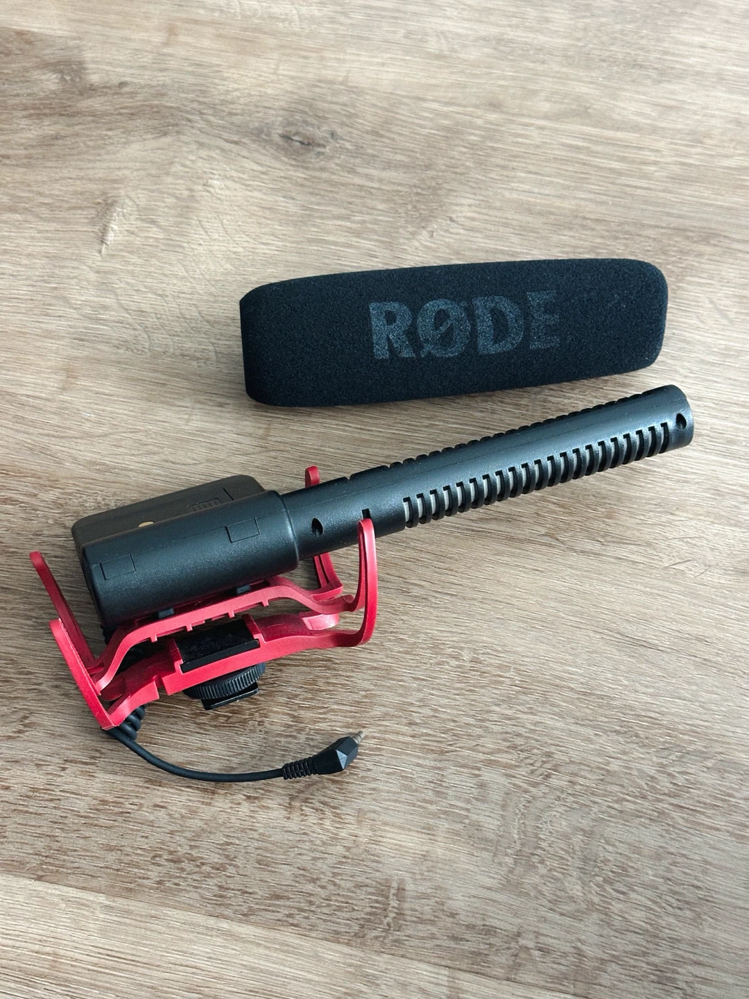 Rode VideoMic Shotgun Microphone with Windshield - photo 2