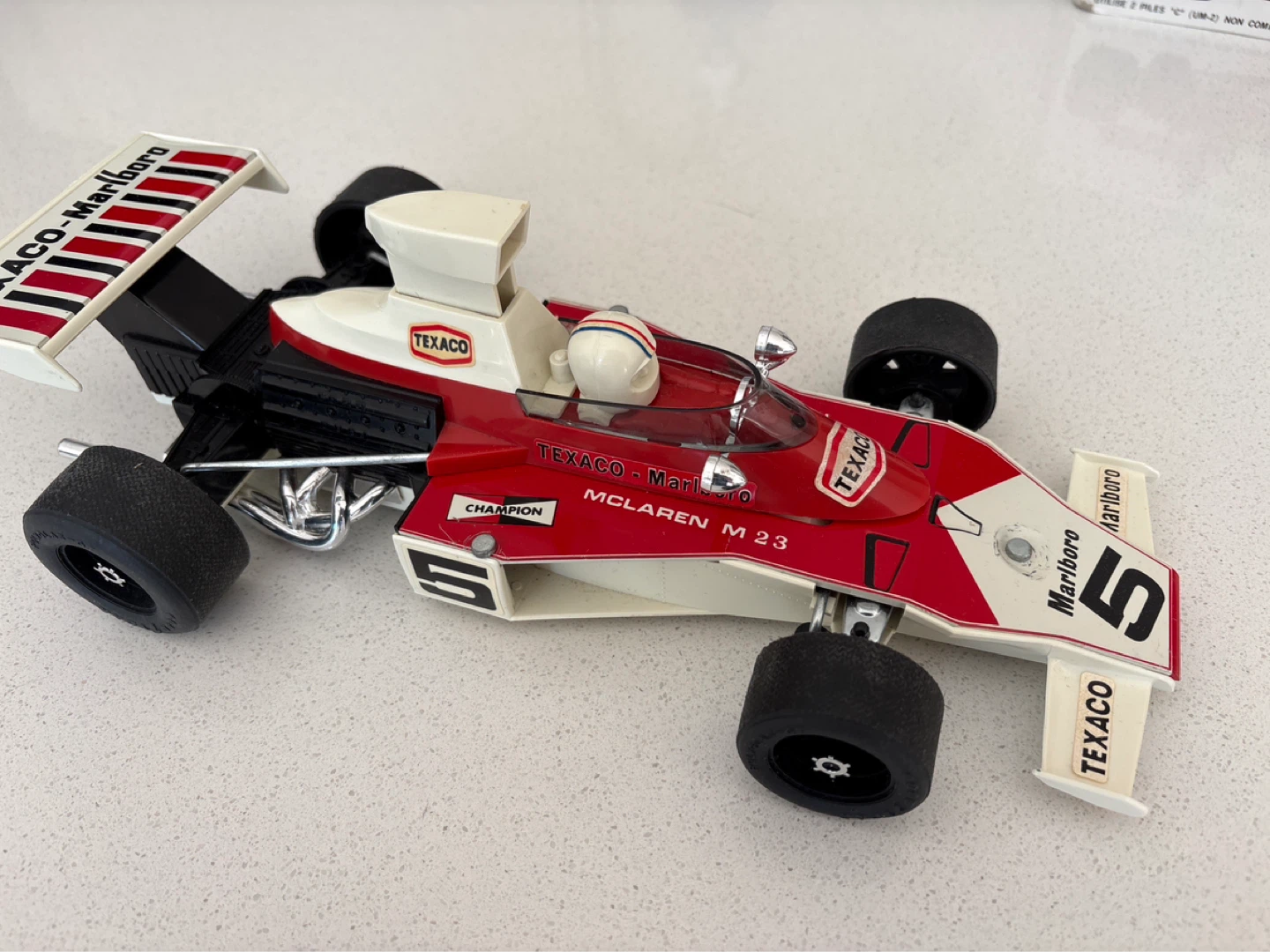Formula 1 Racing Car - McLaren M23 (Texaco-Marlboro) - photo 4