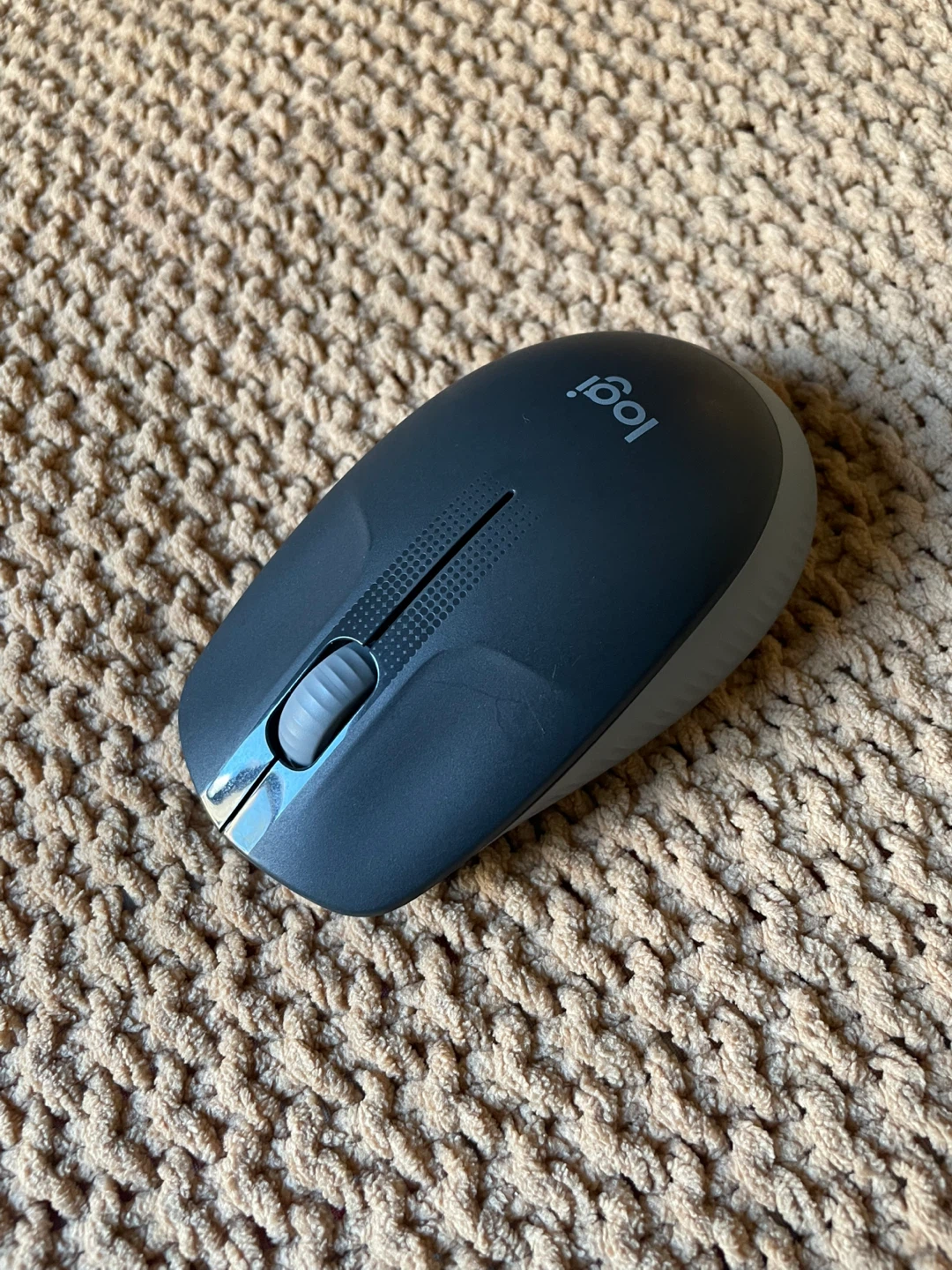 Logitech M190 Wireless Mouse
