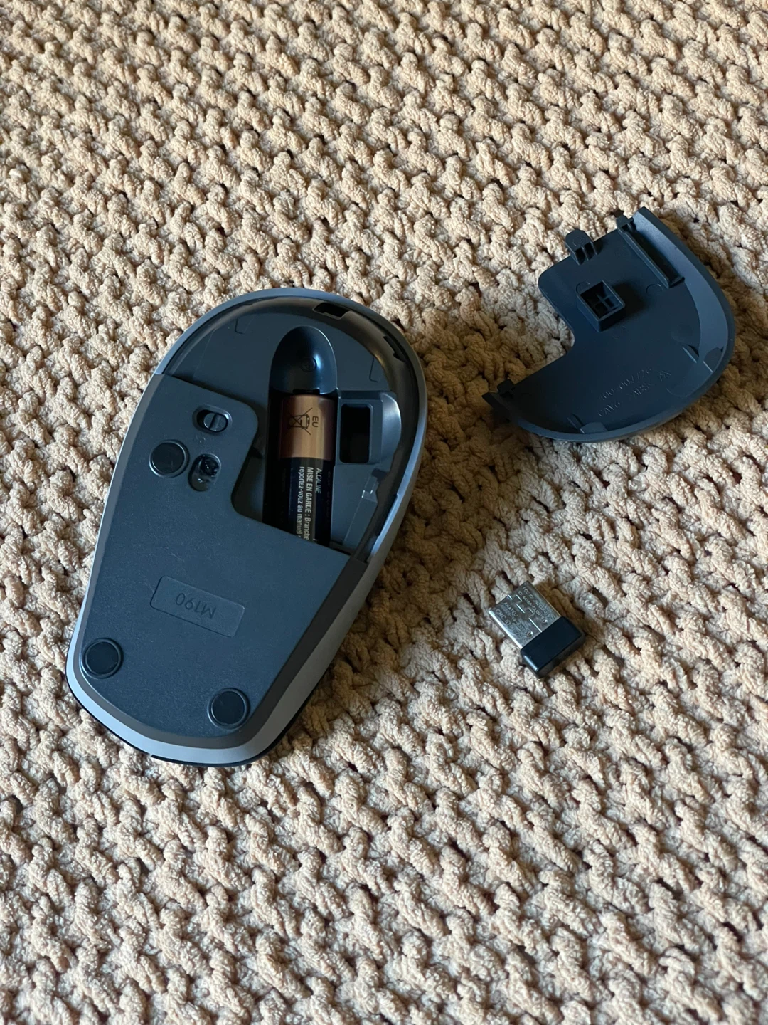 Logitech M190 Wireless Mouse - photo 2