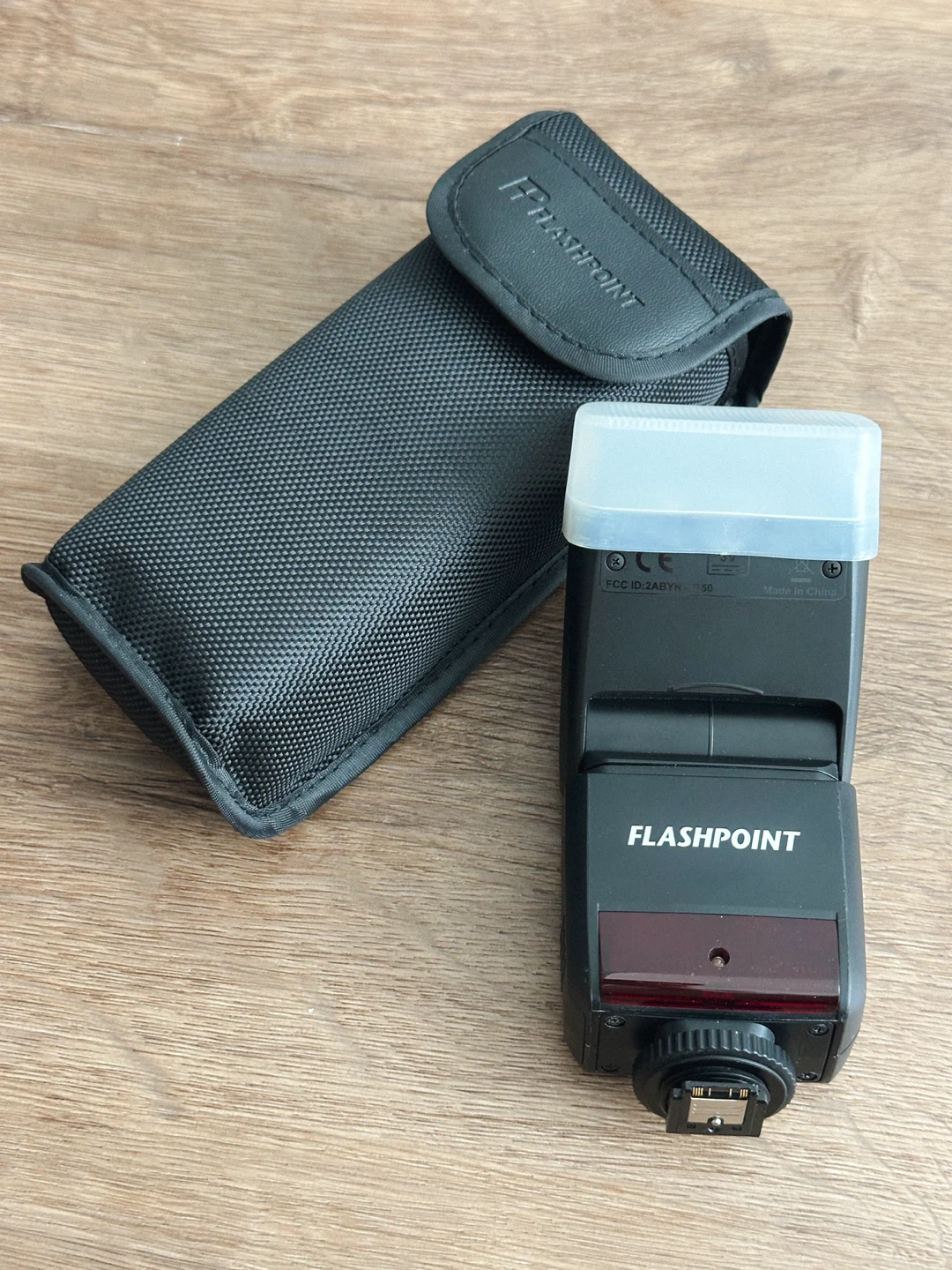 Flashpoint Speedlight for Sony with Case