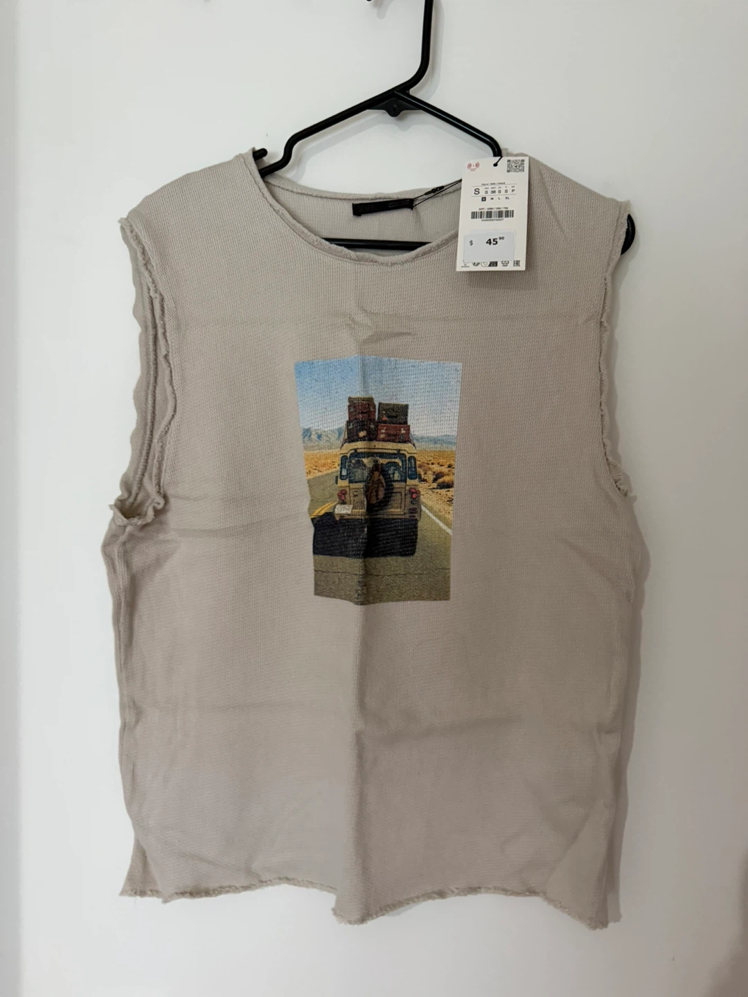 Zara Sleeveless Graphic T-Shirt