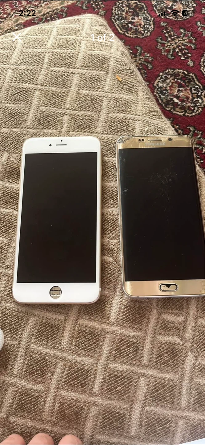 Apple iPhone and Samsung Galaxy Smartphones - photo 2