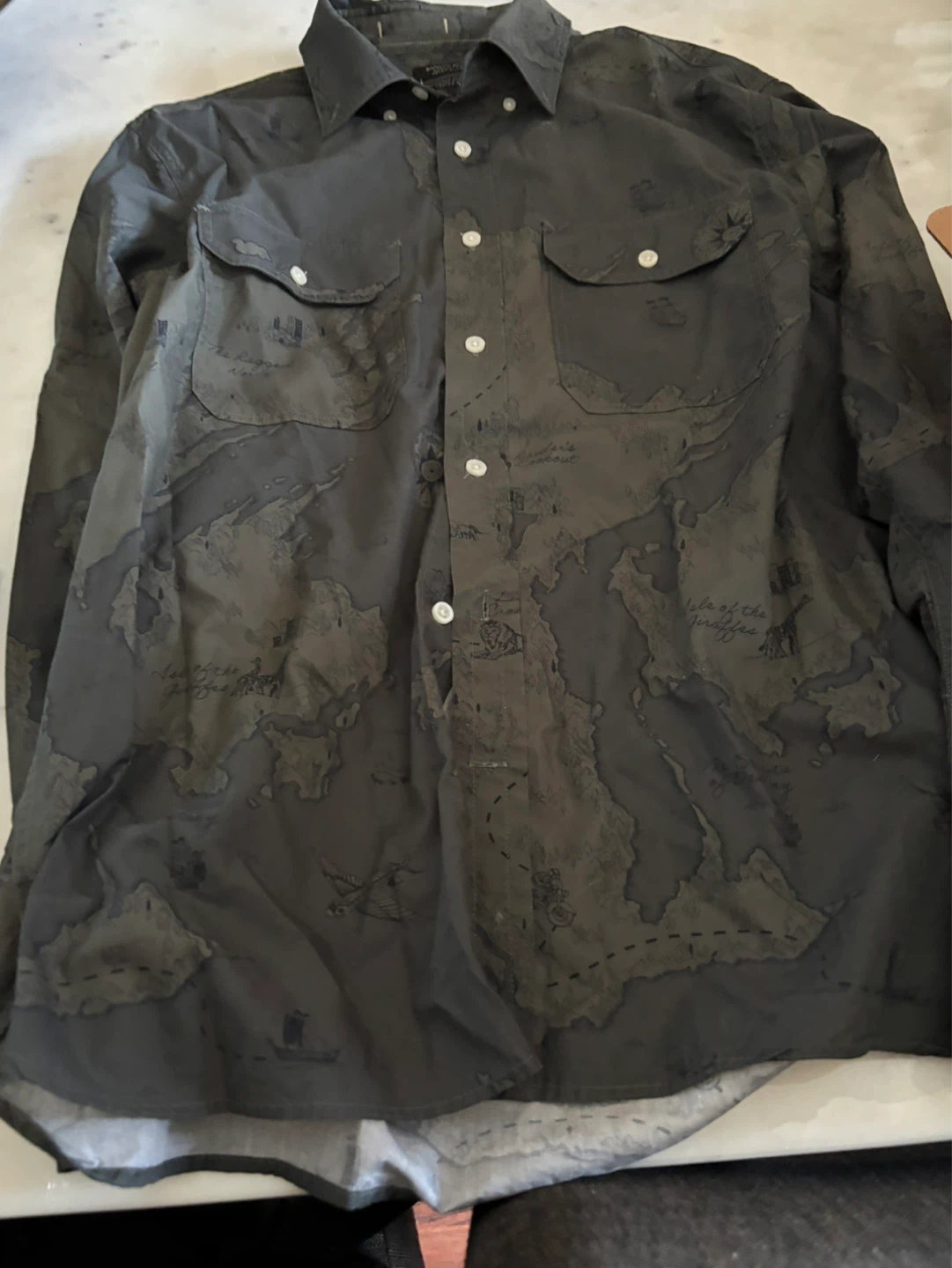 Banana Republic Map Print Button-Up Shirt in size M