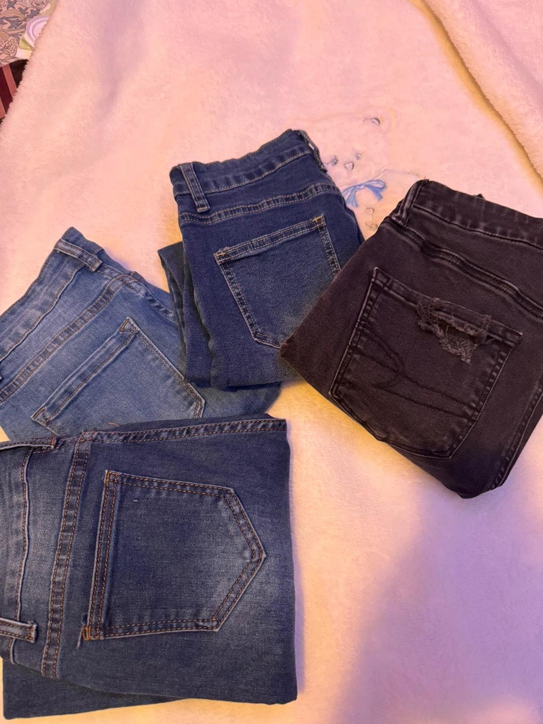 Bundle of 4 Pairs of Women's Jeans - photo 2