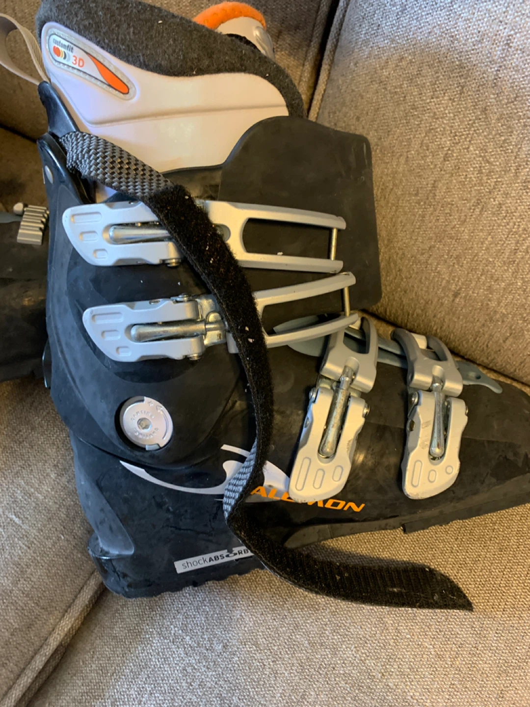 Salomon Ski Boots - Women's US 6.5 / UK 5 / EU 38