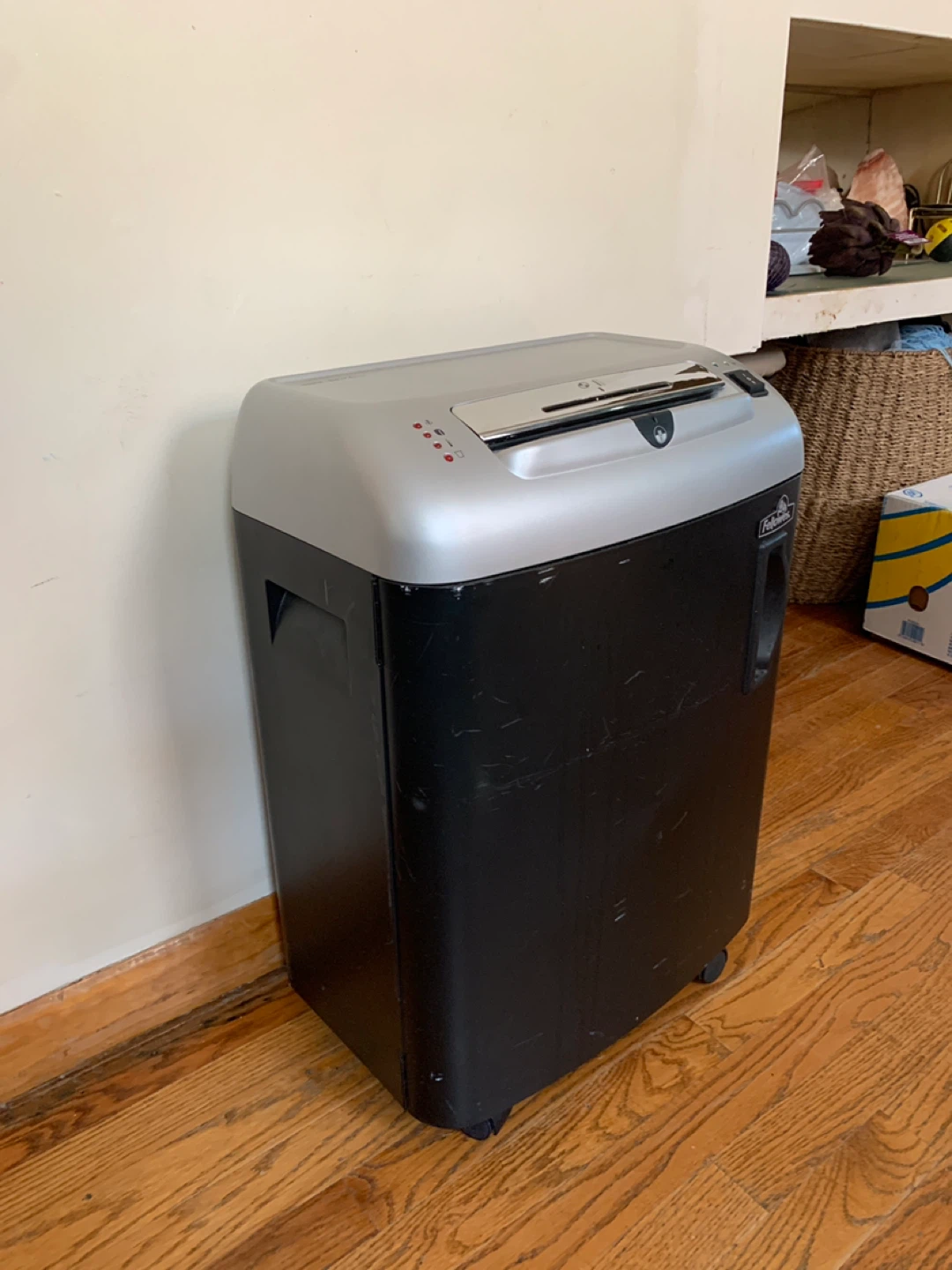Fellowes SB-87C Shredder - photo 3