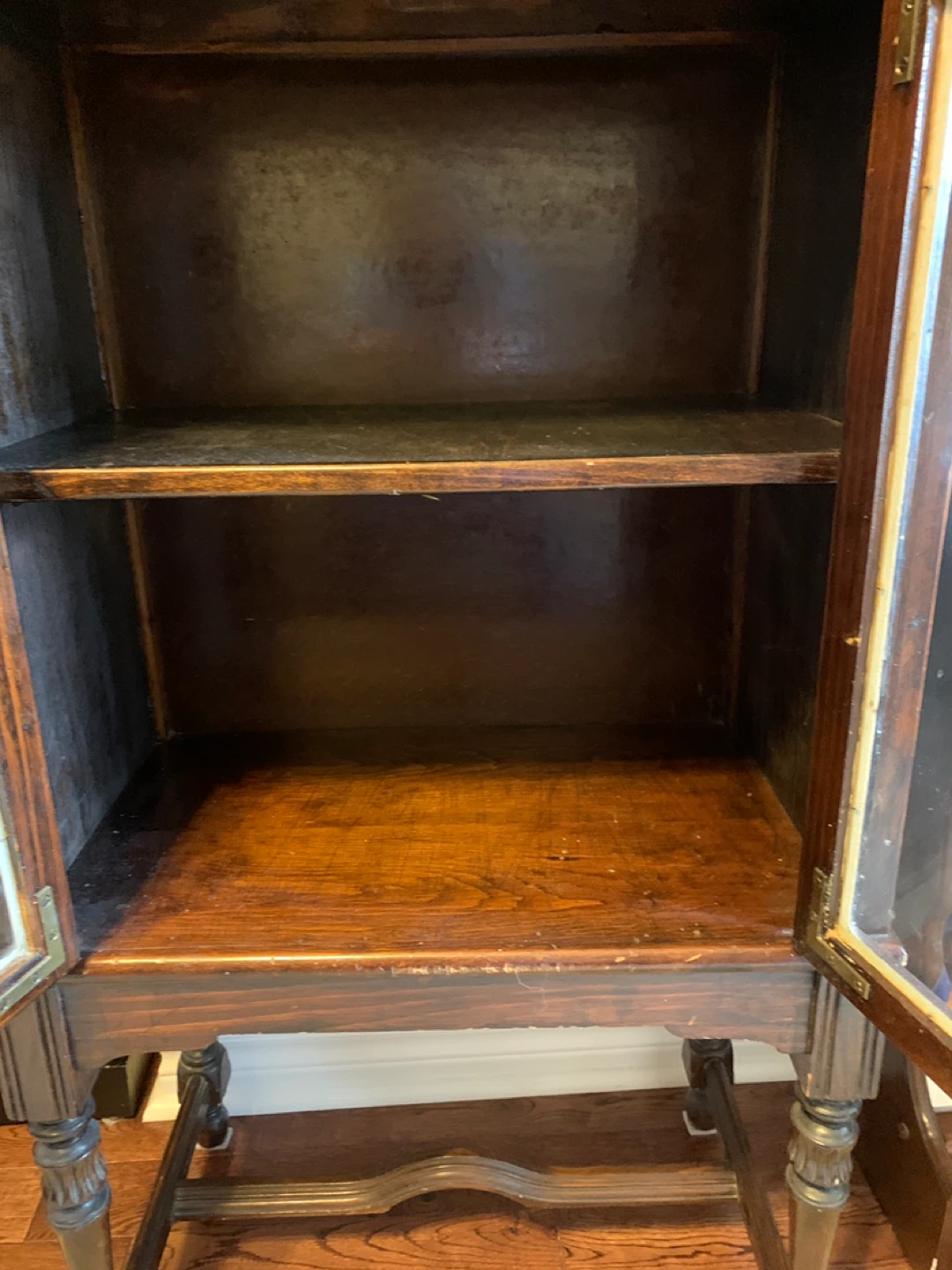 Vintage Wooden Display Cabinet - photo 4
