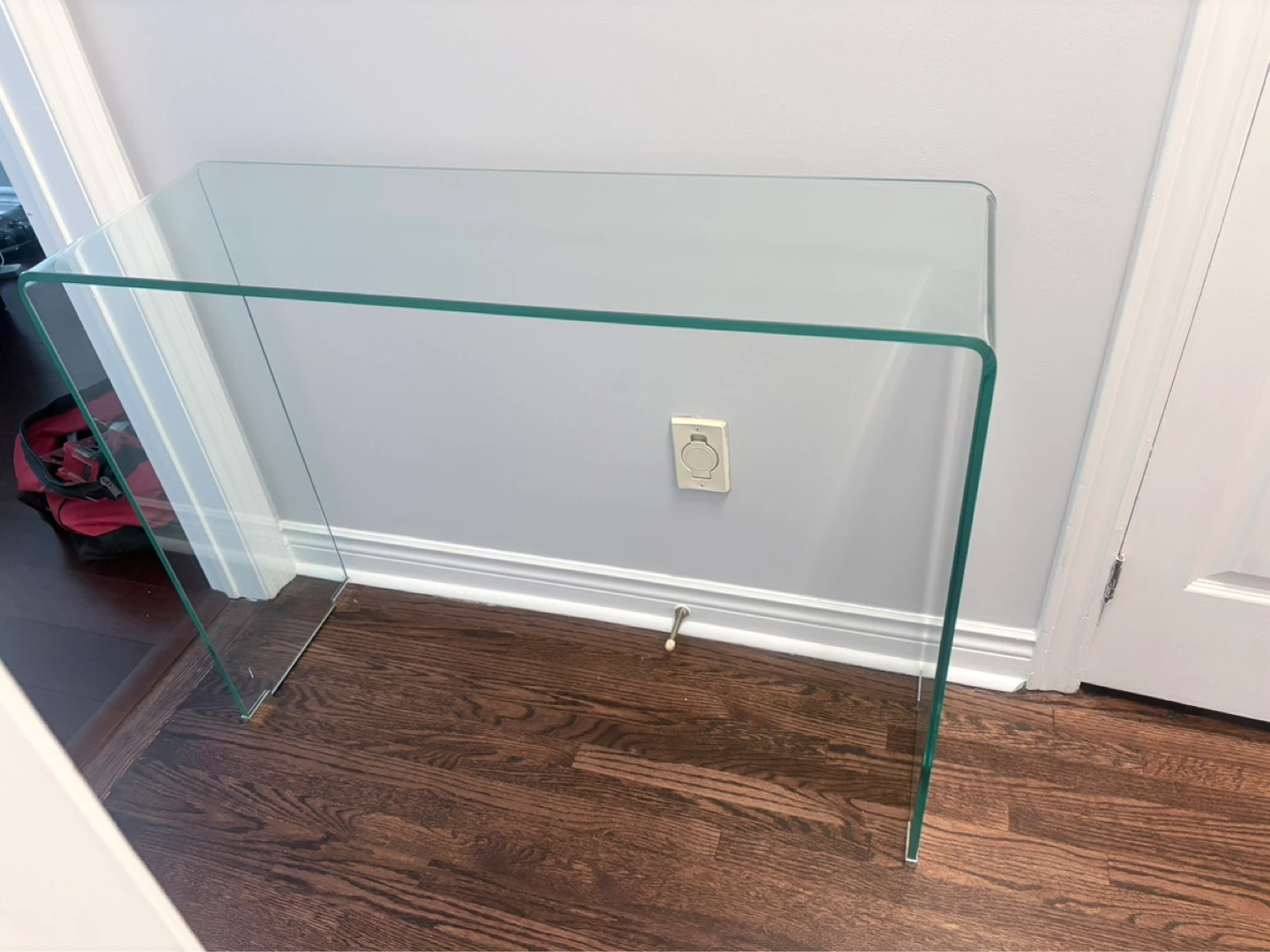 Curved Glass Console Table - photo 3