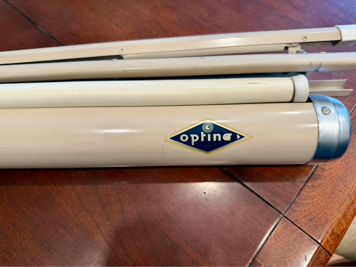 Optima Projection Screen Tripod - photo 3