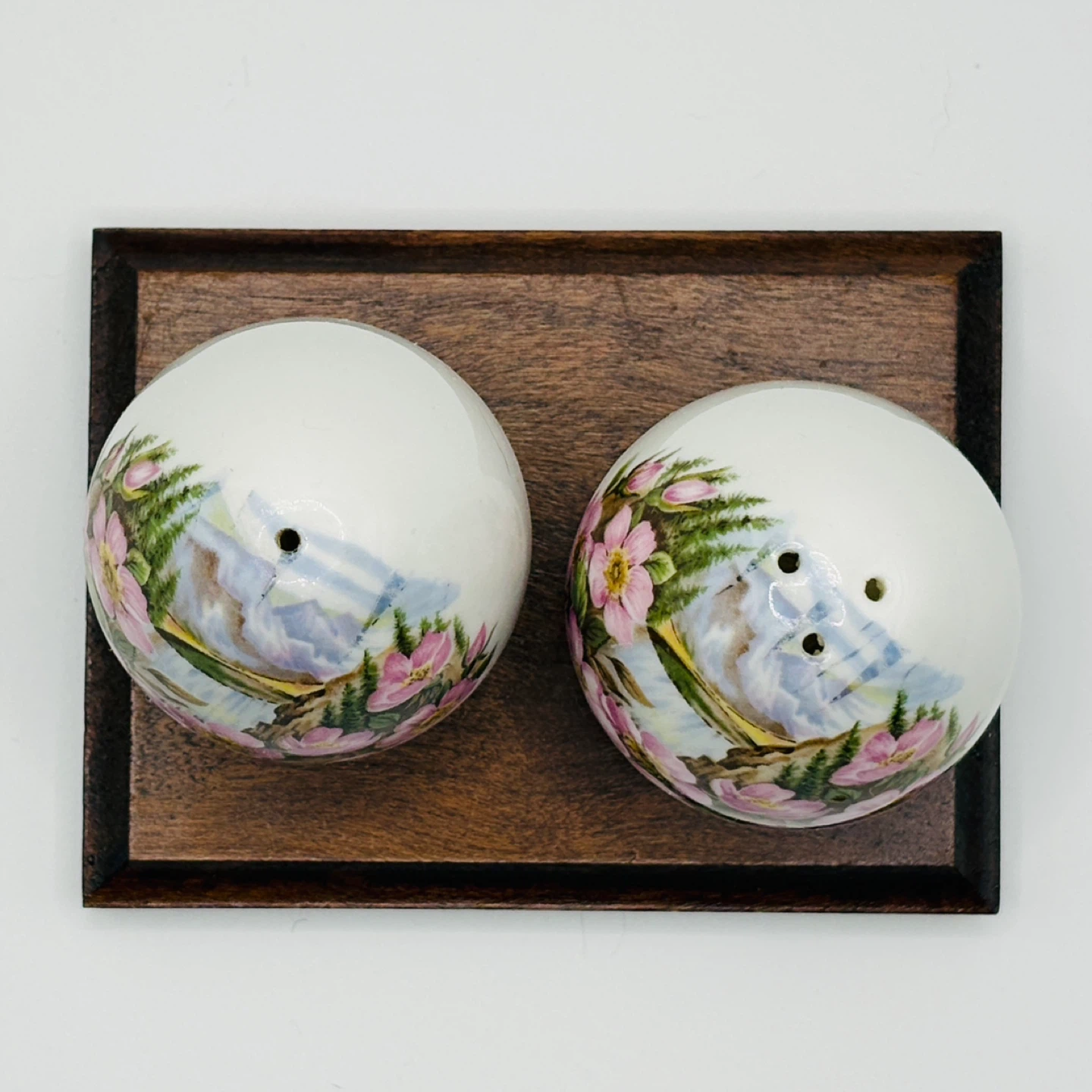Sandford Alberta Rose Salt and Pepper Shakers - photo 2