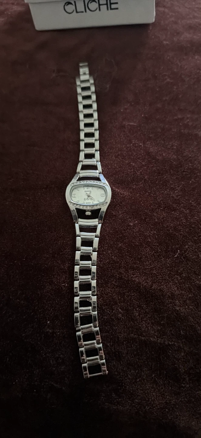 CLICHE Women's Watch (brand new)