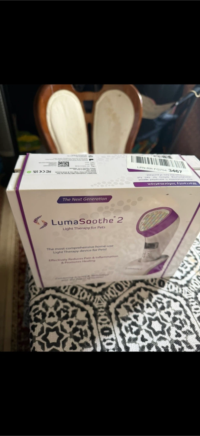 LumaSoothe 2 Light Therapy for Dogs and Pets
