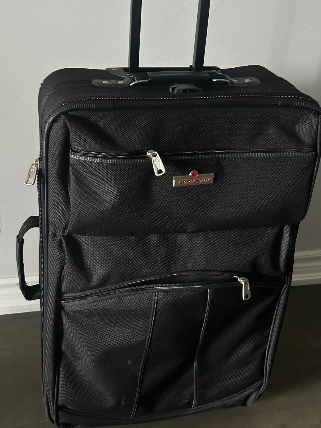 26” Air Canada Black Rolling Suitcase - photo 5