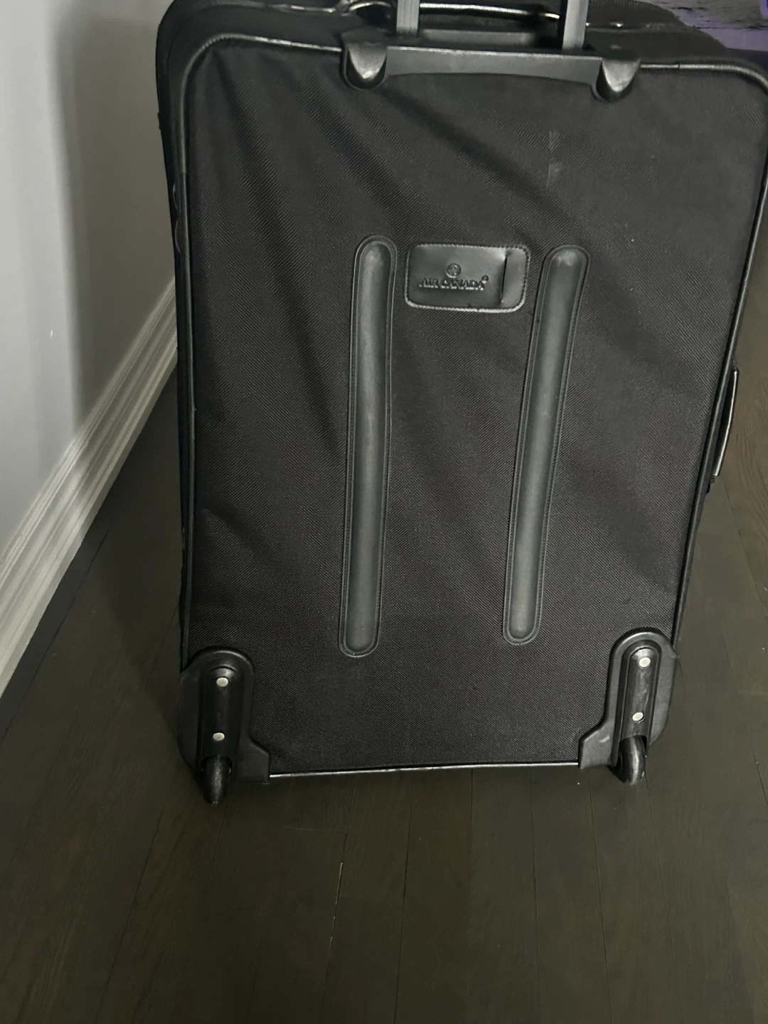 26” Air Canada Black Rolling Suitcase - photo 3