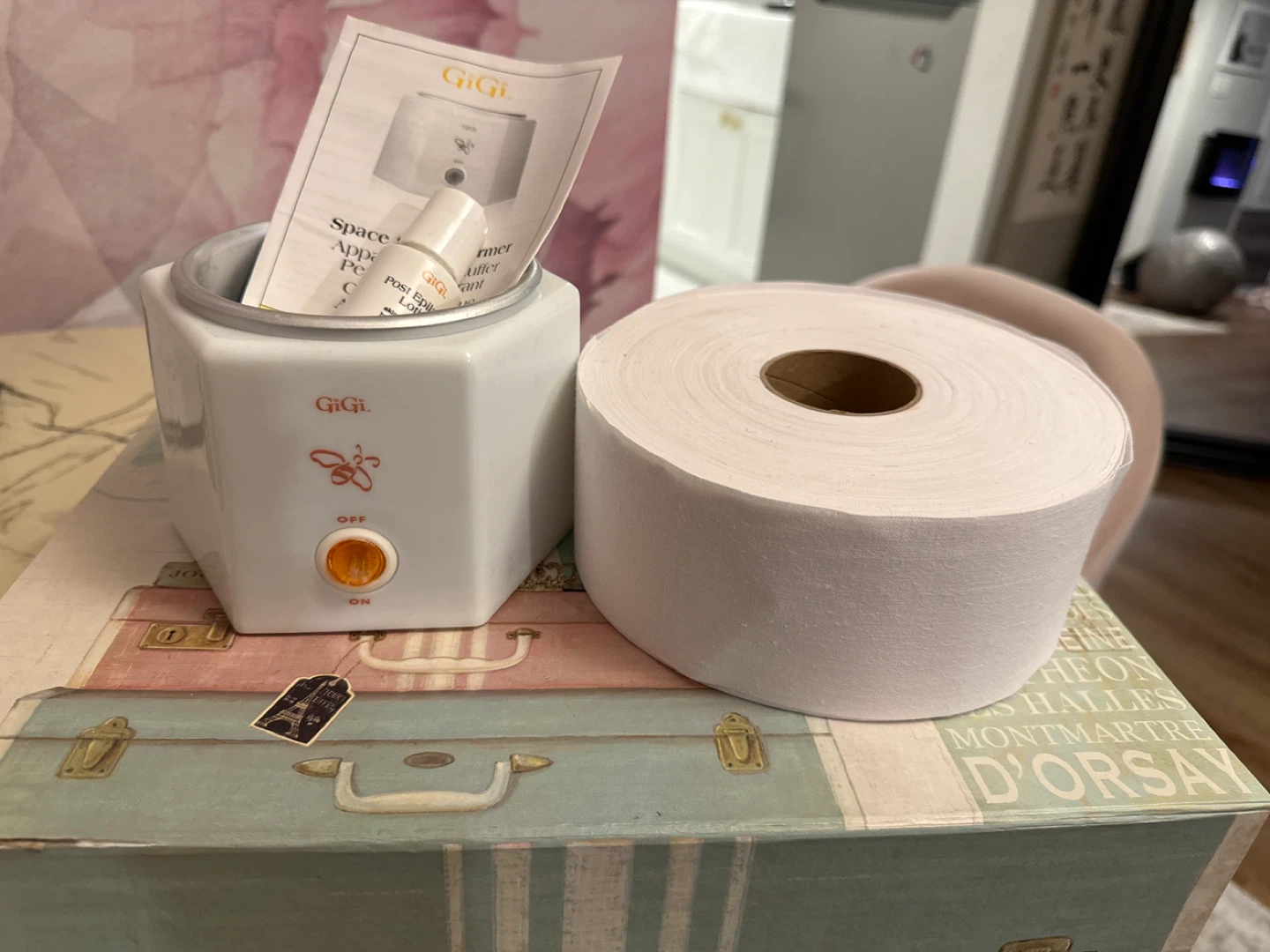 GiGi Space Saver Wax Warmer Kit with Post Epilation Lotion
